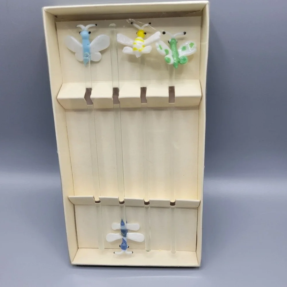 Set Of 4 Glass Stir Sticks Butterfly Dragonfly Retro Bar Swizzle Art Glass